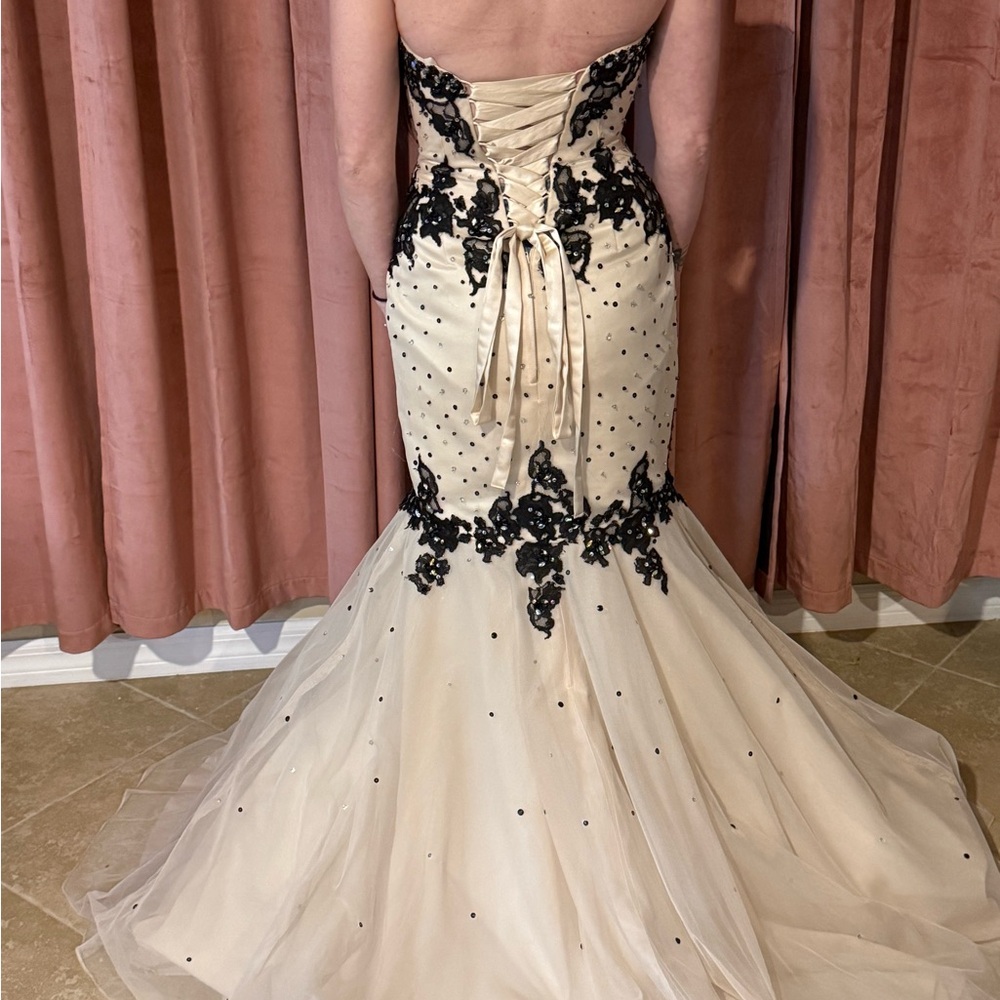 Mori Lee Black and White Prom Dress - Picture 7 of 12